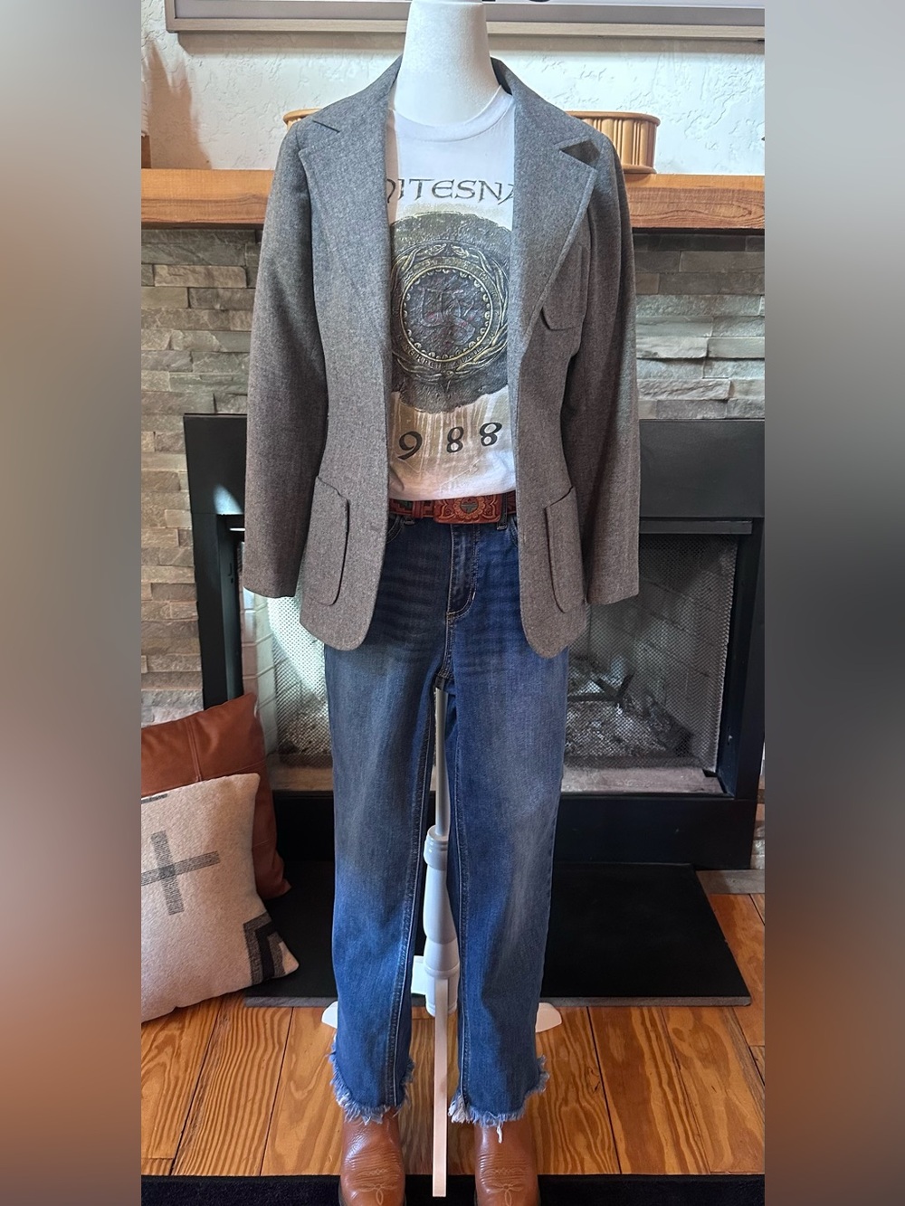 Women's Gray Wool Tailored Blazer - Classic Structured Fit, No Brand
